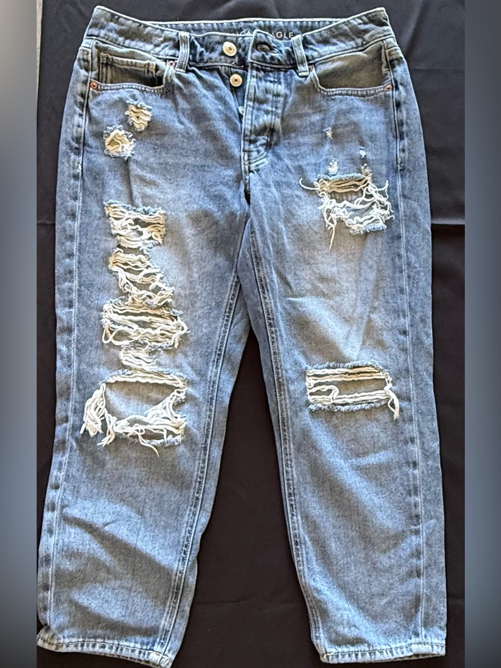American Eagle Outfitters Light Blue Distressed Boyfriend Jeans